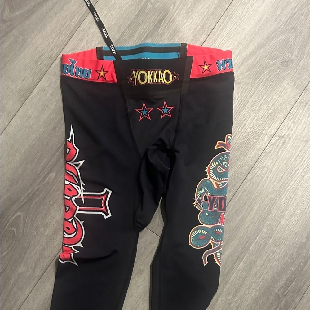 YOKKAO COMPRESSION PANTS Size Small - Picture 2 of 6